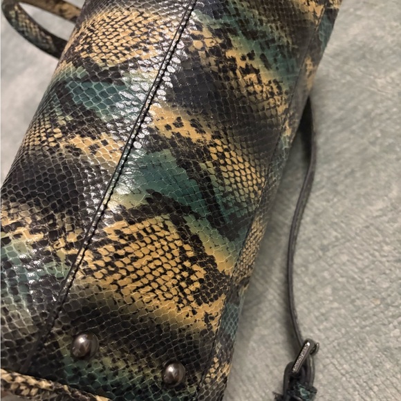 Armani Exchange faux reptile skin serpent bag - Picture 4 of 7